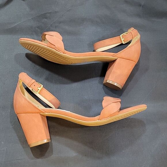 BRAND NEW WHITE MOUNTAIN OPEN TOE WOMEN"S SANDAL - Picture 9 of 14